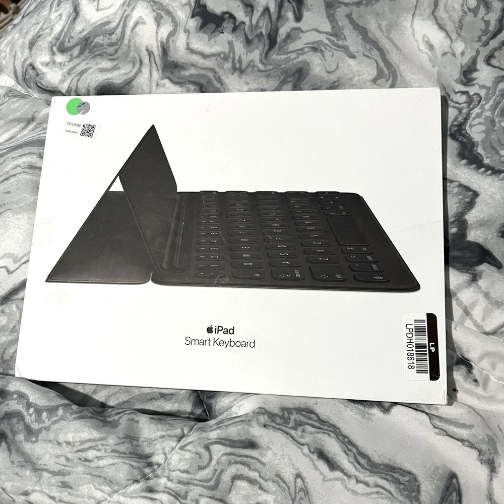 Smart Keyboard for iPad, 9.7,10.2,10.5in